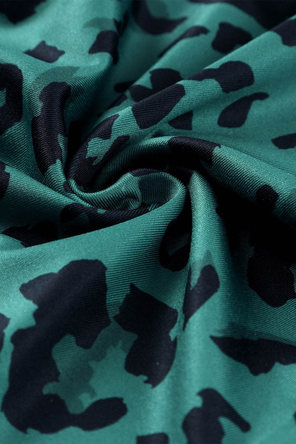 Green Classic Leopard Print Active Leggings - IntuitiveEncBoutique