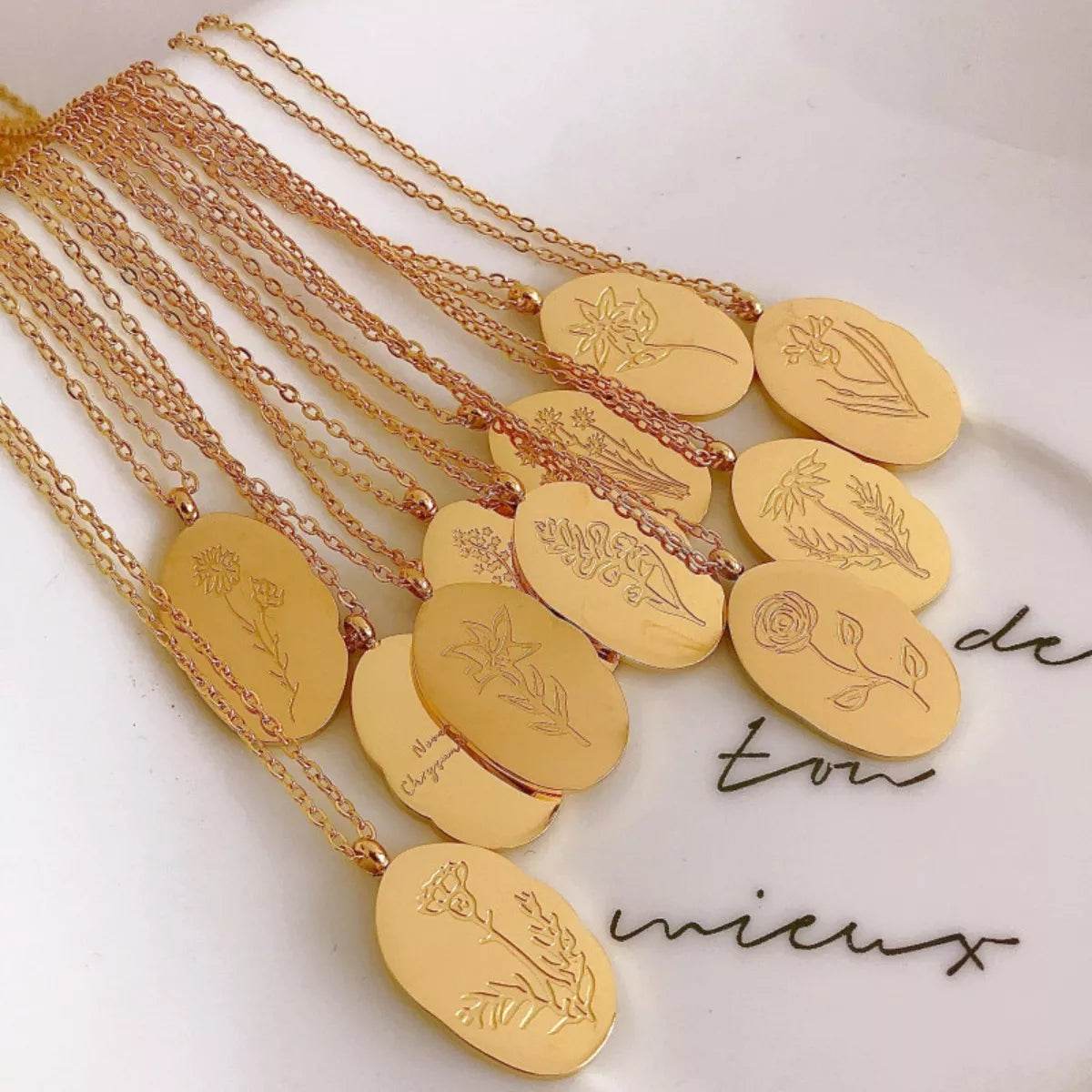 18K Gold-Plated Engraved Pendant Necklace - IntuitiveEncBoutique