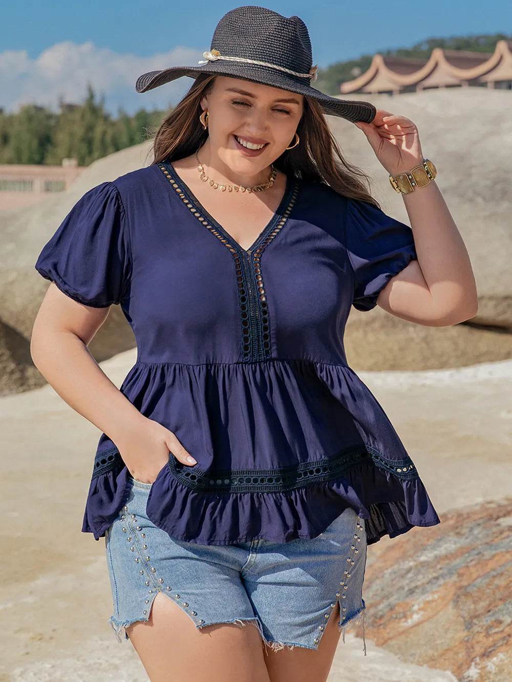 Plus Size Peplum V-Neck Short Sleeve Blouse - IntuitiveEncBoutique