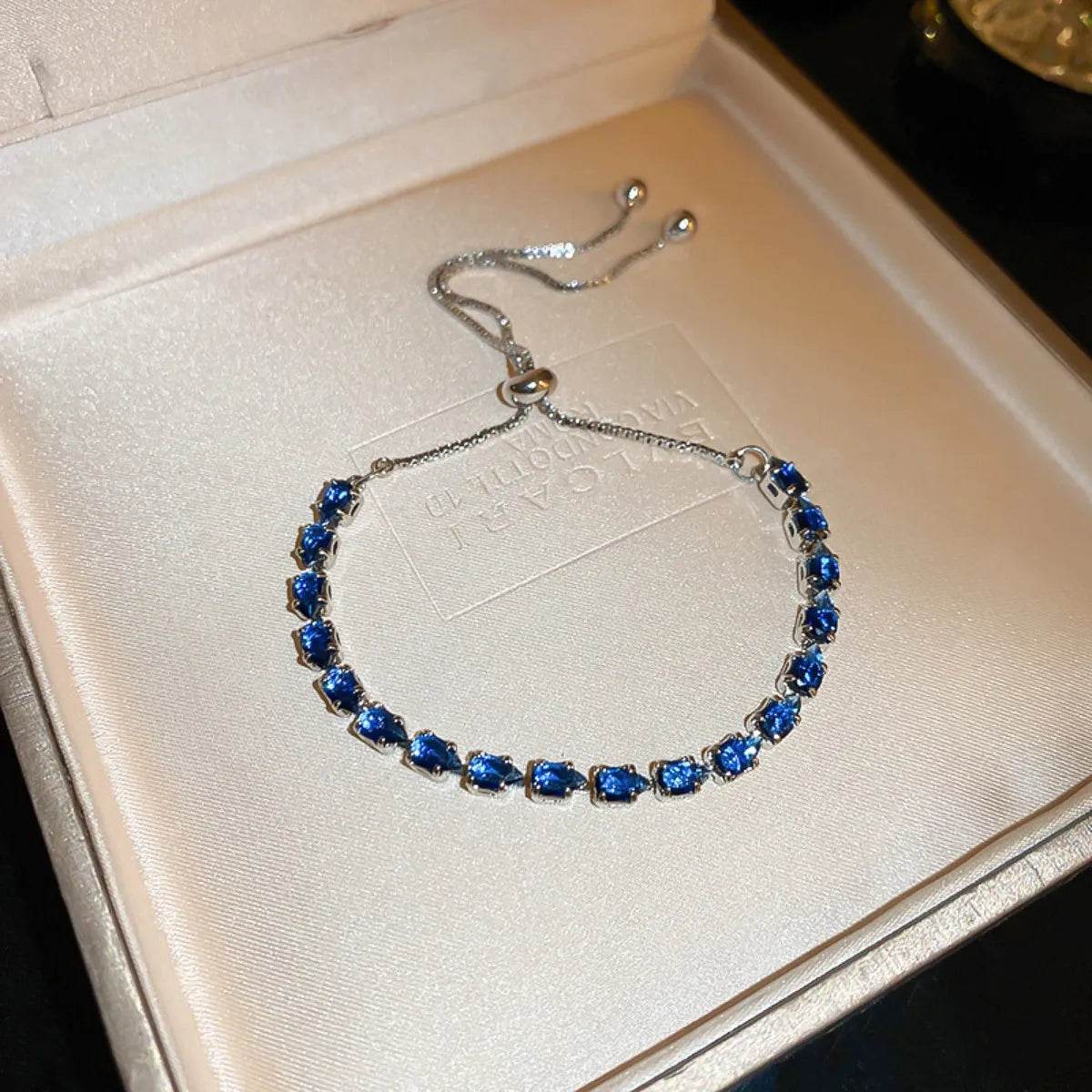 Alloy Zircon Bracelet - IntuitiveEncBoutique