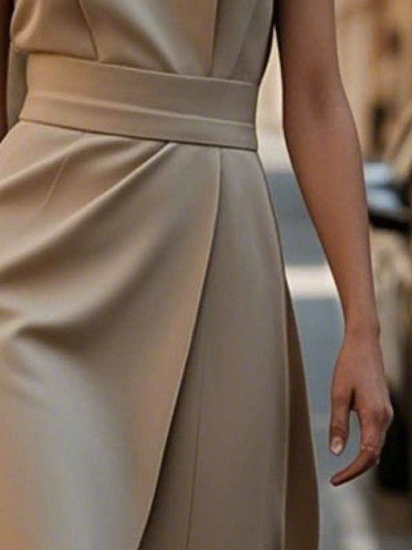 Round Neck Sleeveless Midi Sheath Dress - IntuitiveEncBoutique