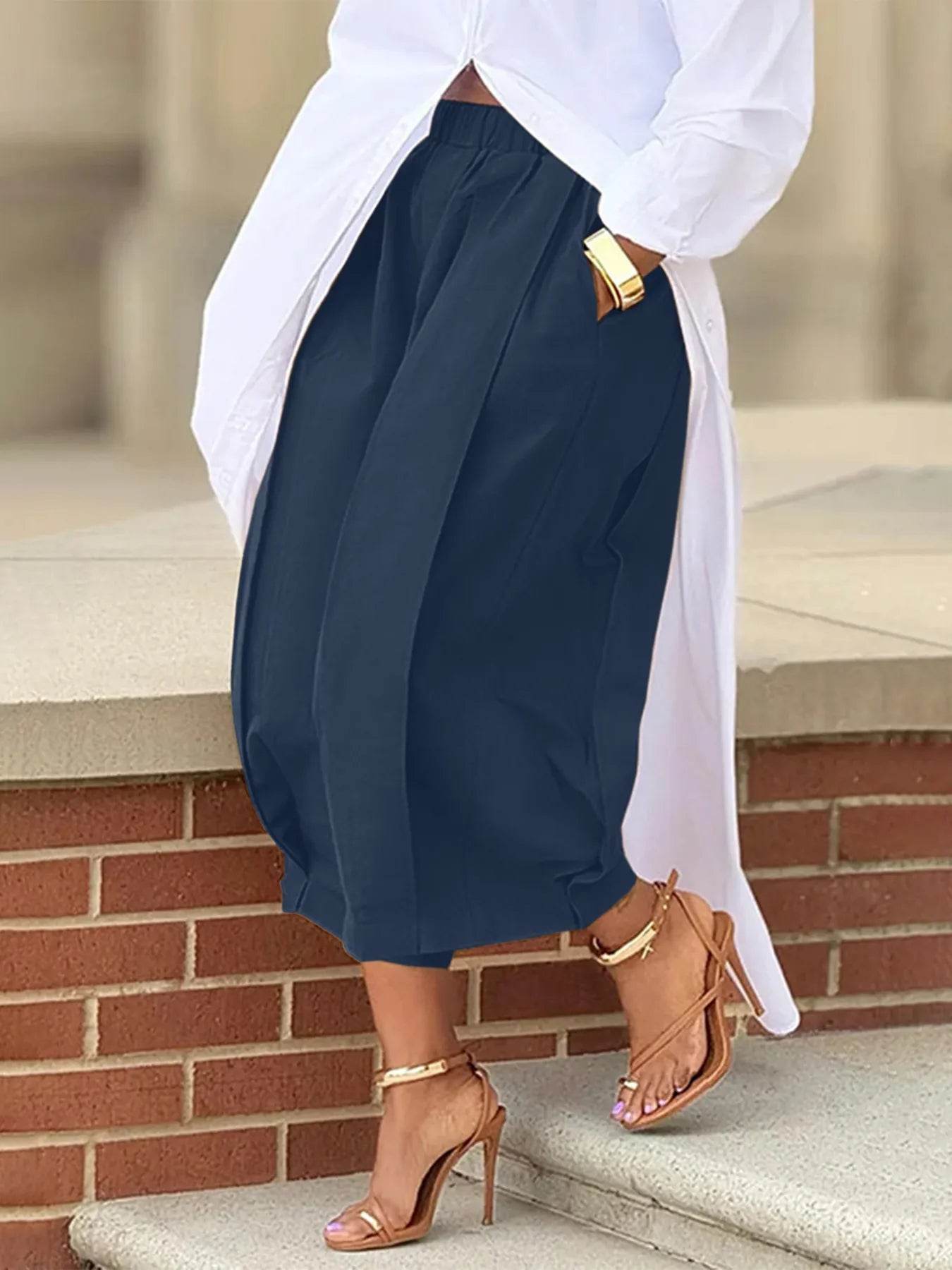 Plus Size Wide Leg Pleated Detail Cropped Pants - IntuitiveEncBoutique
