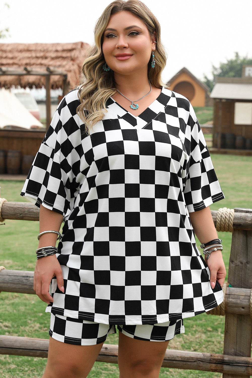 Black Checkered Pattern Tee and Shorts Plus Size Two Piece Set - IntuitiveEncBoutique