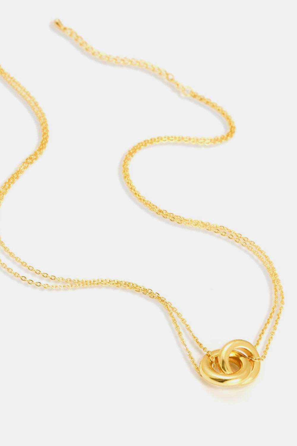Linked Ring Pendant Chain Necklace - IntuitiveEncBoutique