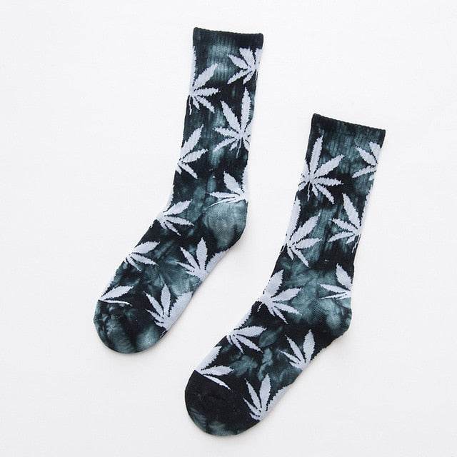 White Maple Leaves Men Colorful Cotton Socks Hip Hop Street Skater Socks - IntuitiveEncBoutique