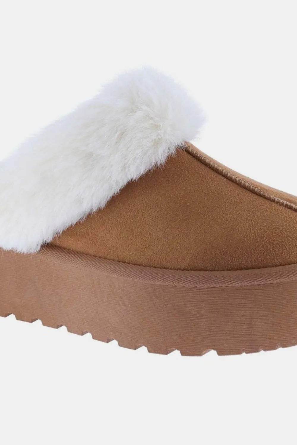 Weeboo Thick Bottom Fur Trim Snow Slippers - IntuitiveEncBoutique