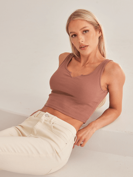 Cropped Split Neckline Knit Tank Top - IntuitiveEncBoutique