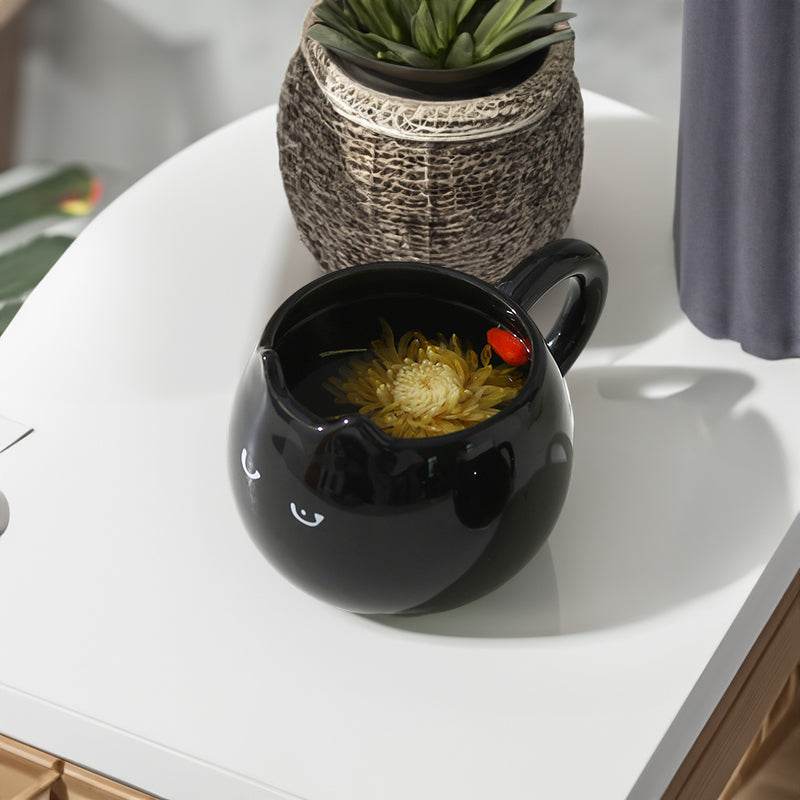 Adorable hand - painted cat - shaped ceramic mug, perfect for coffee or tea. - IntuitiveEncBoutique