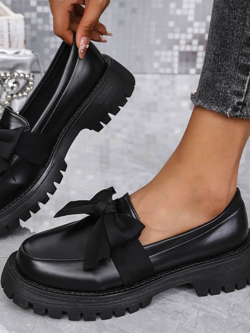Bow PU Leather Round Toe Loafers - IntuitiveEncBoutique