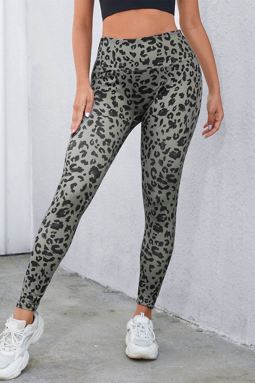 Green Classic Leopard Print Active Leggings - IntuitiveEncBoutique