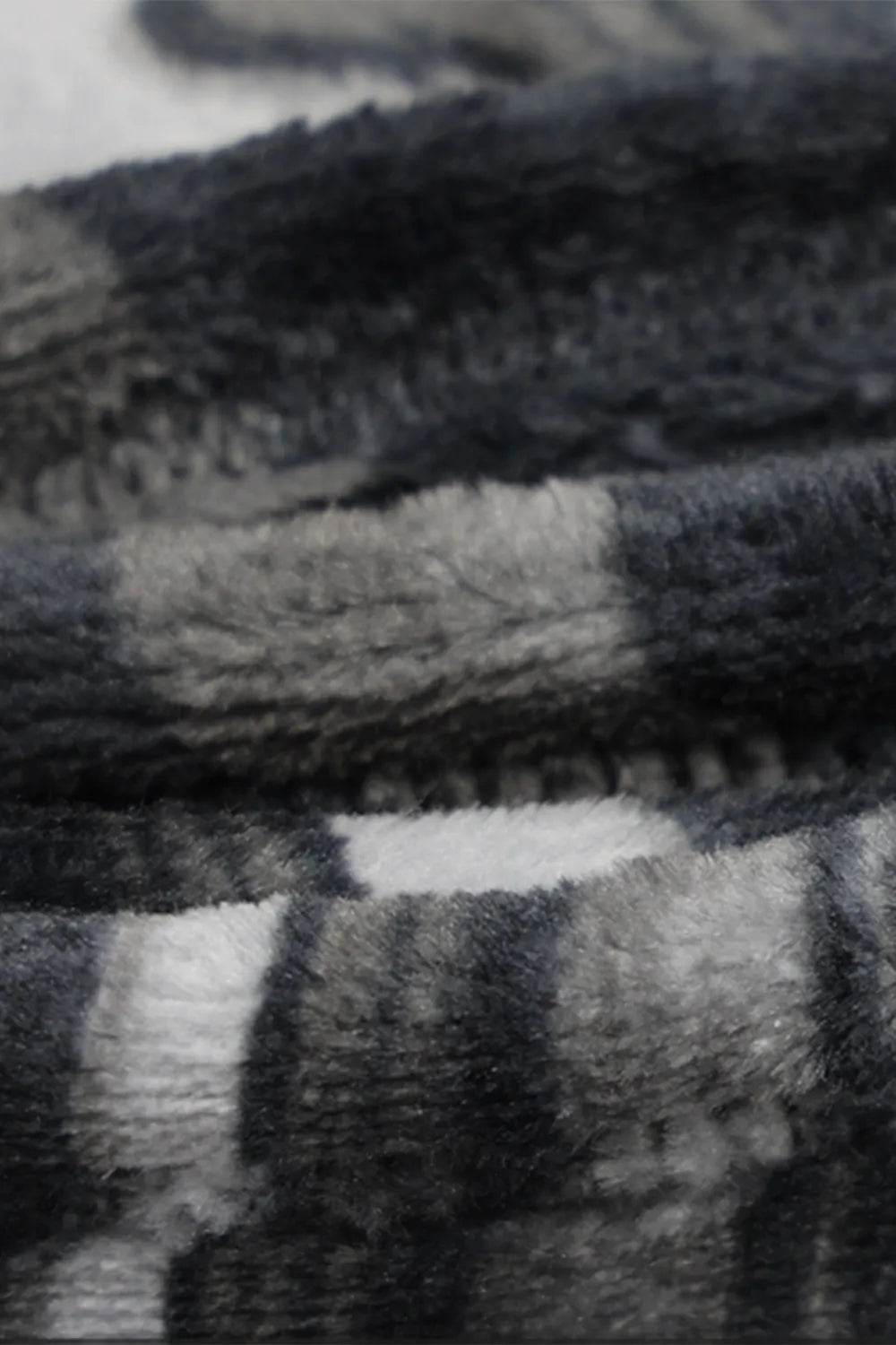 Cuddley Fleece Decorative Throw Blanket - IntuitiveEncBoutique