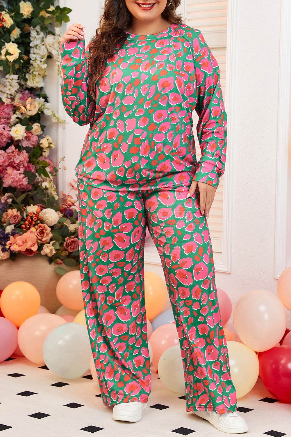 Green Plus Size Printed Long Sleeve and Pants Lounge Set - IntuitiveEncBoutique