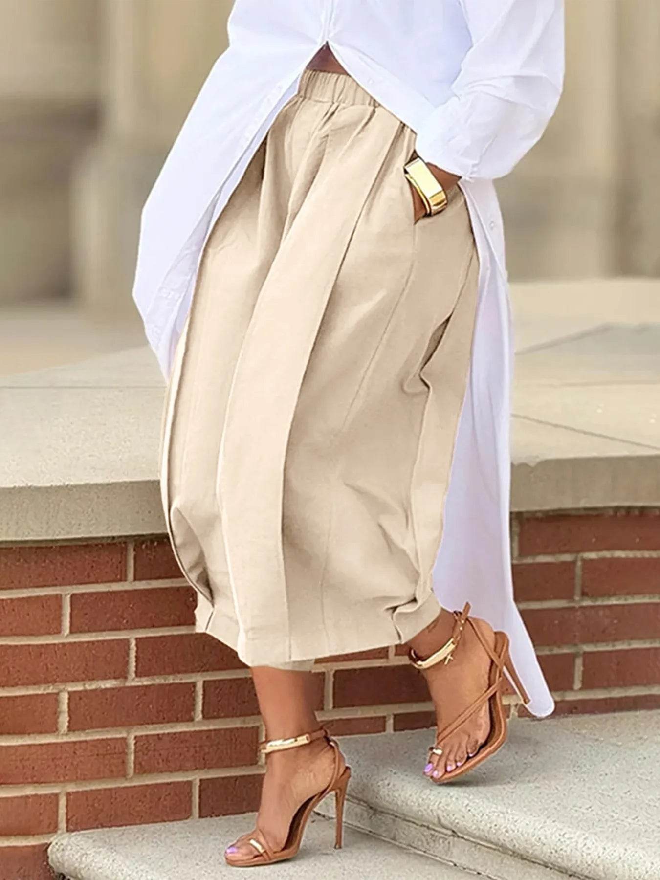 Plus Size Wide Leg Pleated Detail Cropped Pants - IntuitiveEncBoutique