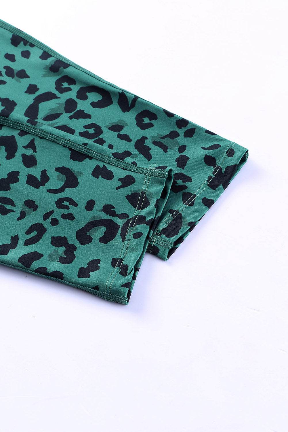 Green Classic Leopard Print Active Leggings - IntuitiveEncBoutique