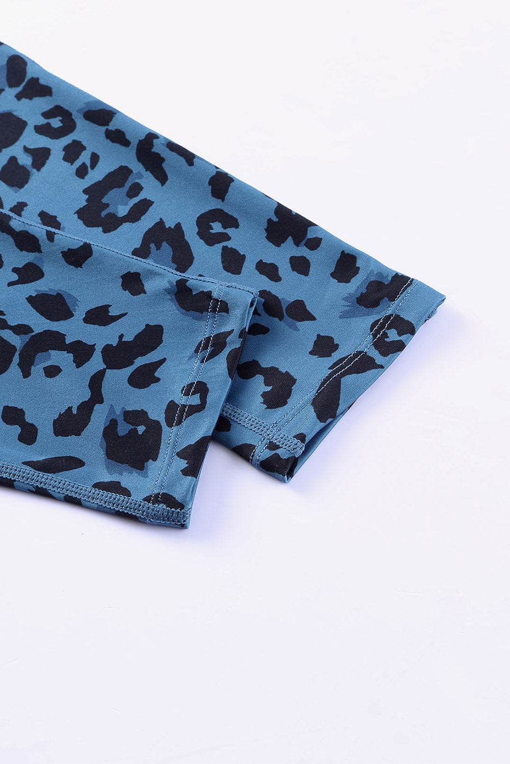 Green Classic Leopard Print Active Leggings - IntuitiveEncBoutique