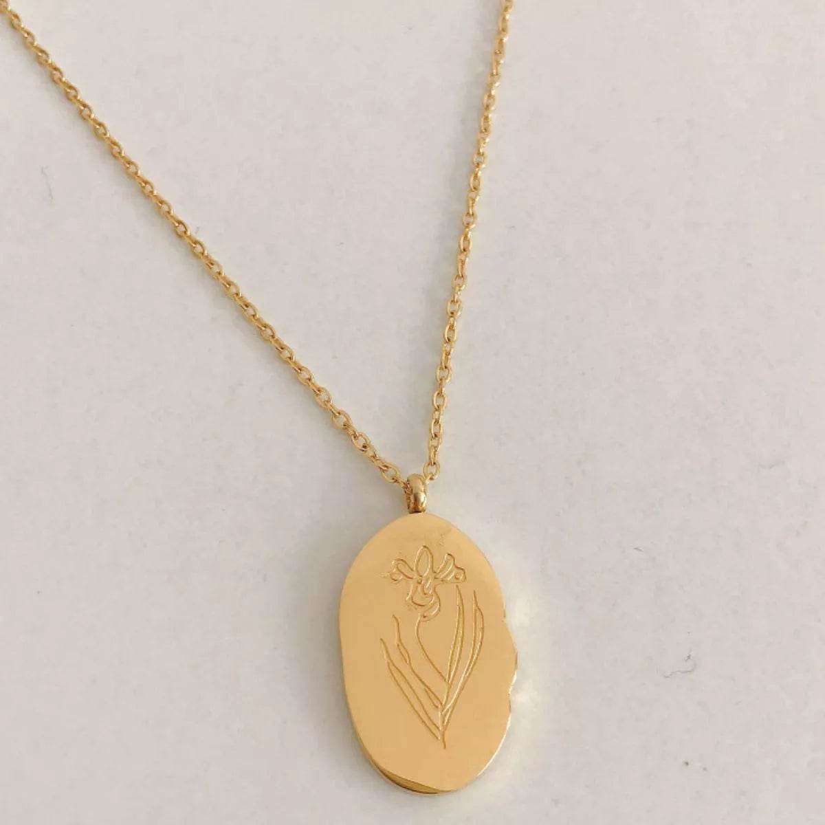 18K Gold-Plated Engraved Pendant Necklace - IntuitiveEncBoutique
