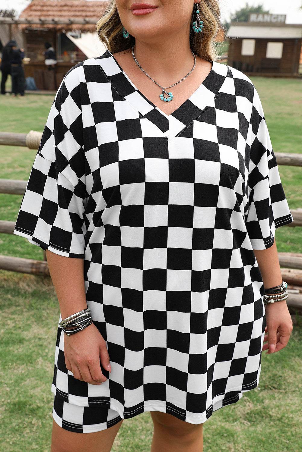 Black Checkered Pattern Tee and Shorts Plus Size Two Piece Set - IntuitiveEncBoutique