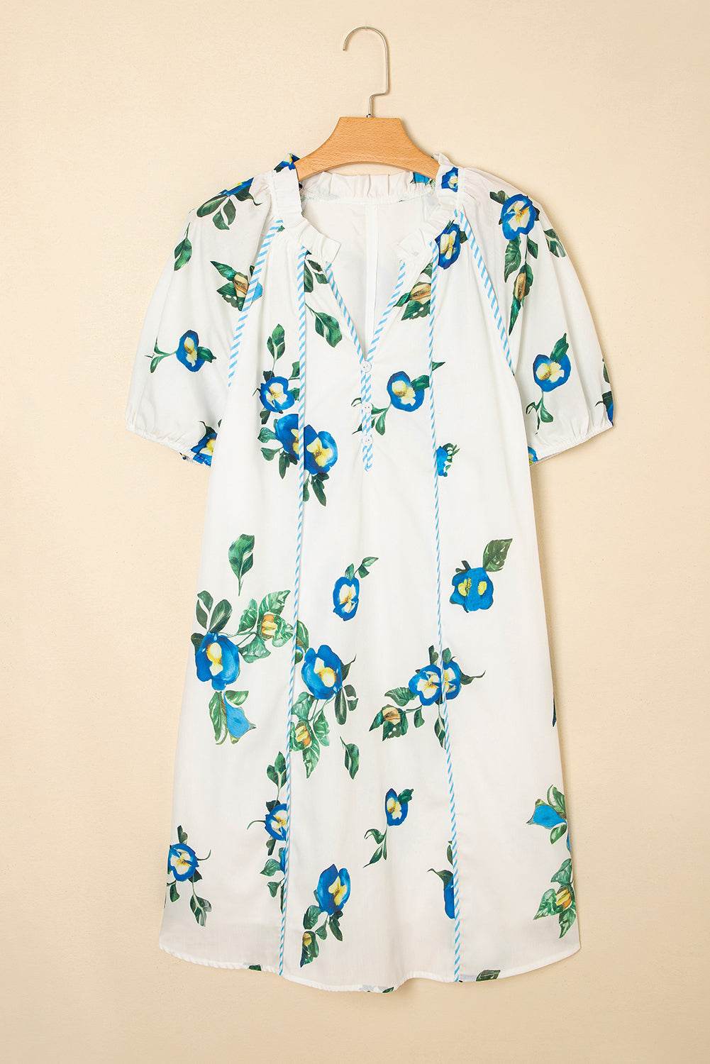 White Plus Size Floral Short Puff Sleeve Contrast Tie V Neck Dress - IntuitiveEncBoutique