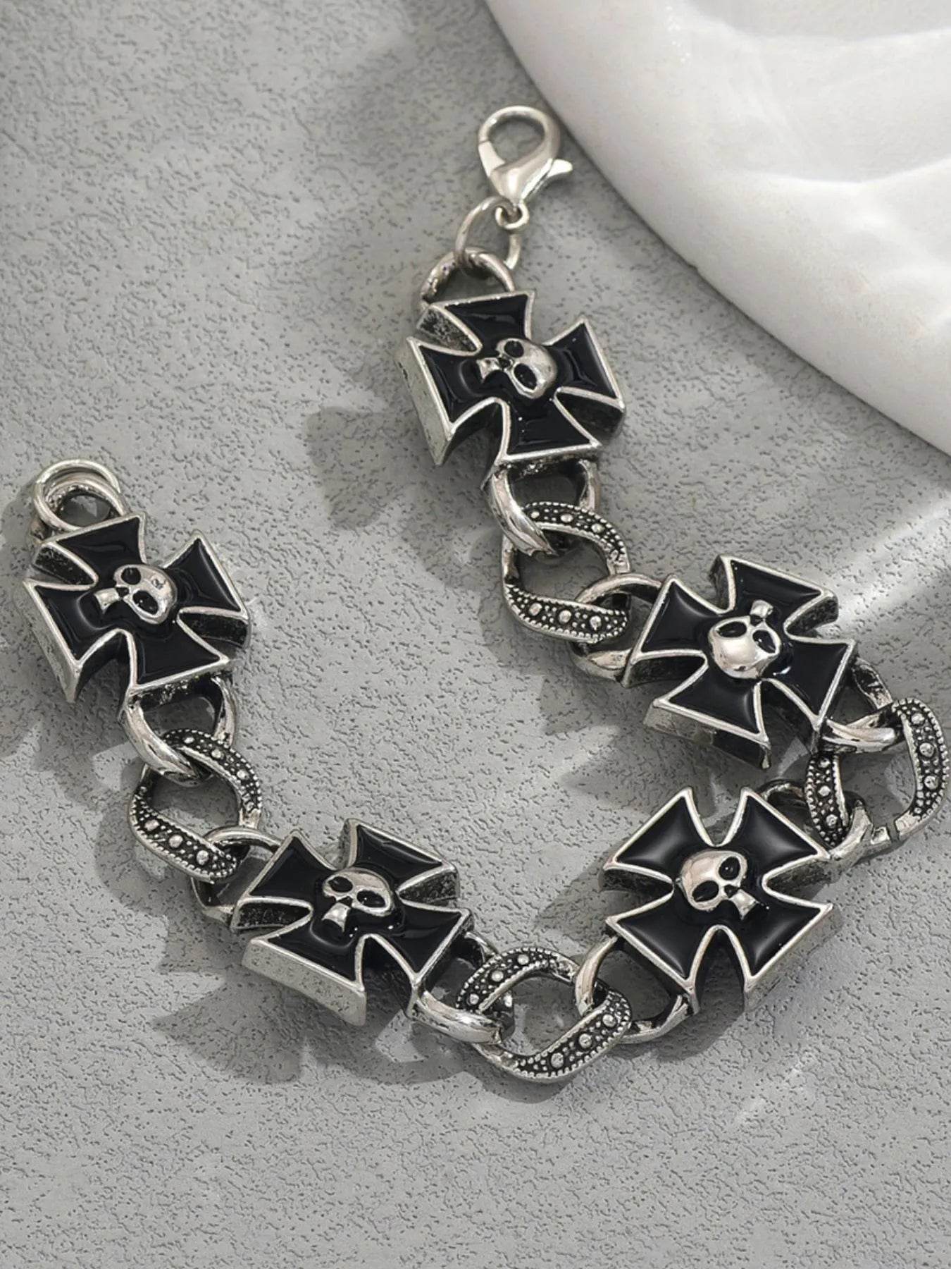 Gothic Skull Cross Chain Bracelet - IntuitiveEncBoutique