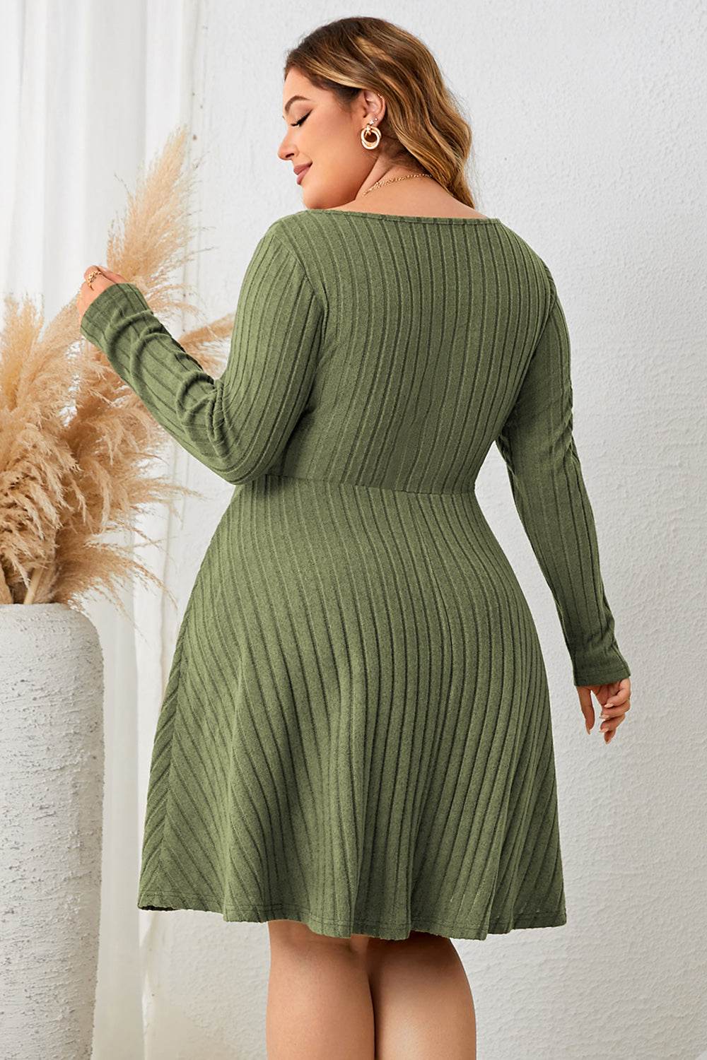 Honey Plus Size Sweetheart Neck Long Sleeve Ribbed Dress - IntuitiveEncBoutique