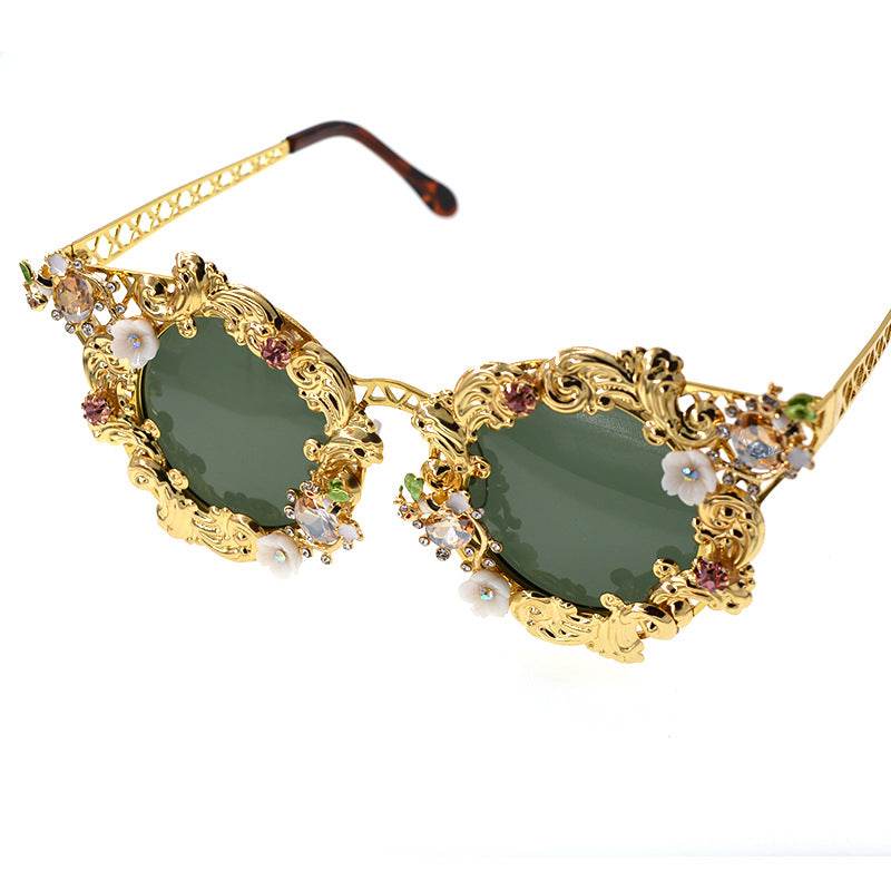 New Baroque Retro Hollow Carving Butterfly Sunglasses for Beach Outing, Dazzling Sunglasses - IntuitiveEncBoutique