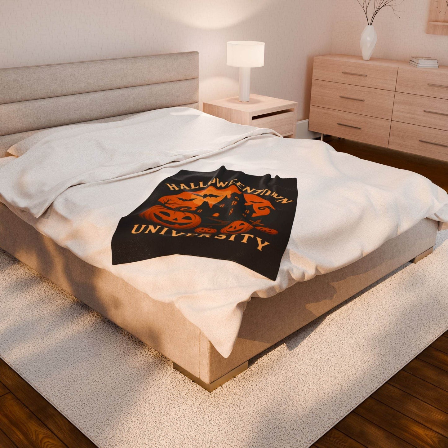 Halloween-Themed Velveteen Plush Blanket - Cozy Decor for Fall, Gift for Students, Spooky Vibes, Perfect for Home, Halloween Party [...] - IntuitiveEncBoutique