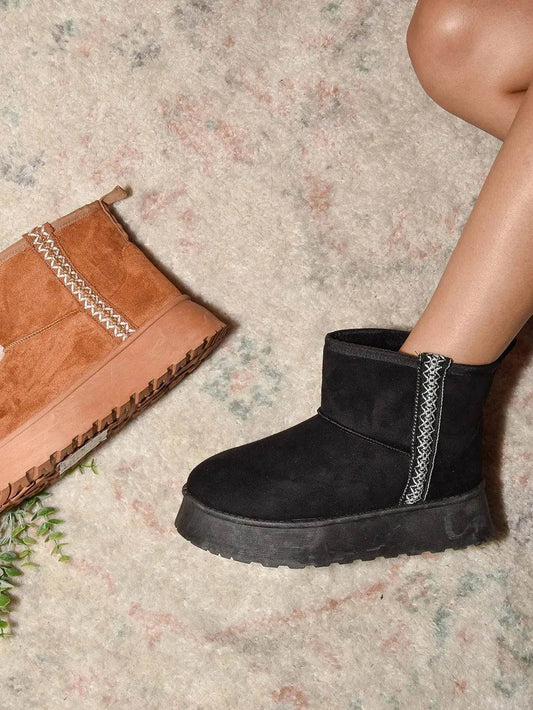 WILD DIVA Round Toe Platform Boots - IntuitiveEncBoutique